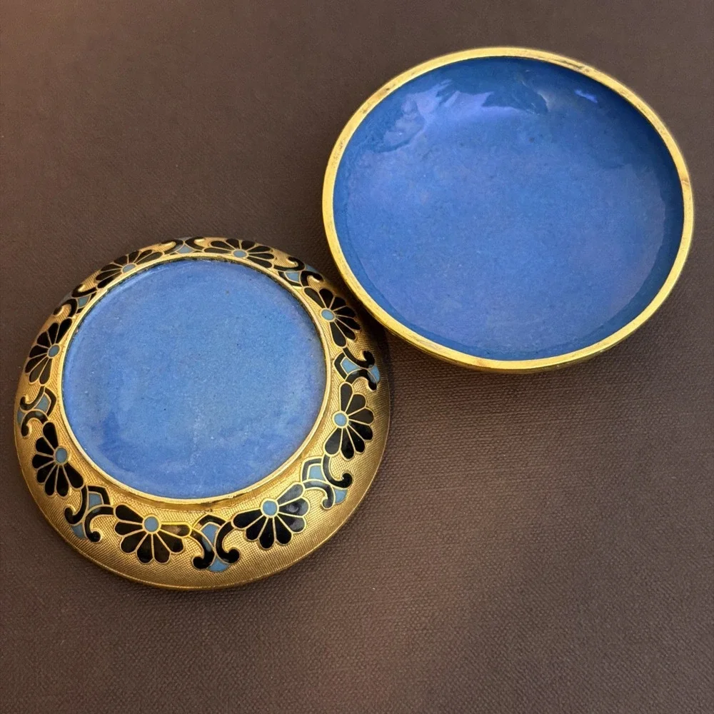 Cloisonne Enamel &‎ Brass Round Covered Trinket Snuff Box Birds Vintage